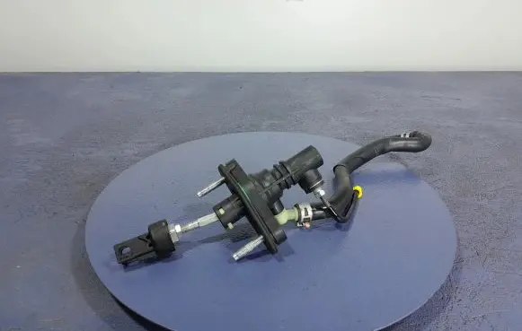 Toyota Corolla E160 E170 Clutch master cylinder