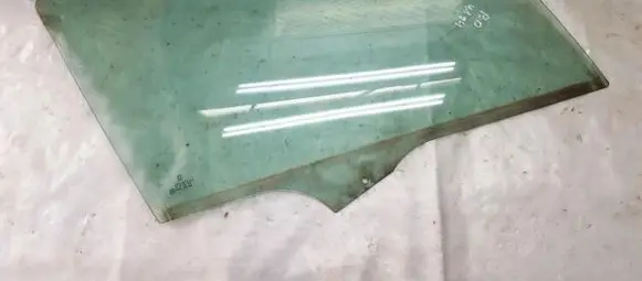 Peugeot 406 Front door window glass four-door