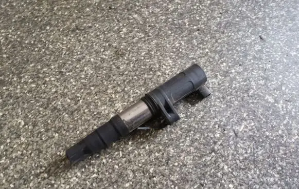 Renault Modus High voltage ignition coil R0903S00100
