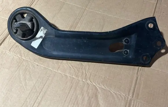 Hyundai Tucson TL Rear control arm
