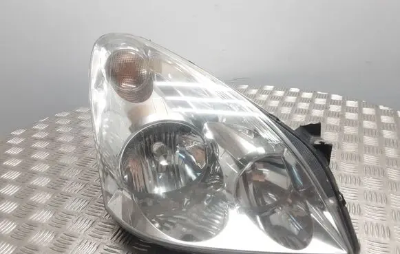 Toyota Corolla Verso AR10 Headlight/headlamp