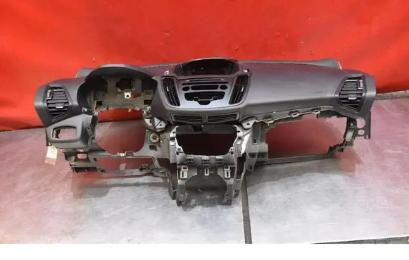 Ford Escape III Dashboard 