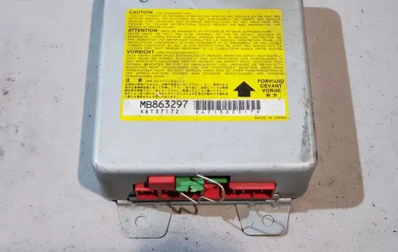 Mitsubishi Galant Airbag control unit/module MB863297