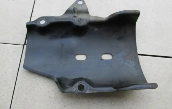 Ford Focus ABS pump bracket 