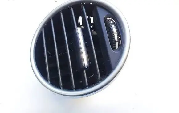 Mercedes-Benz GL X164 Dash center air vent grill a1648302154