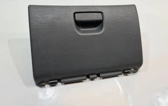 Chrysler Grand Voyager IV Glove box
