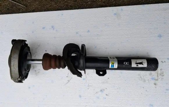 BMW X1 F48 F49 Front shock absorber/damper 31316861672 6861672