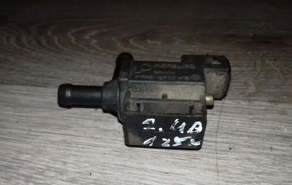 Vacuum valve