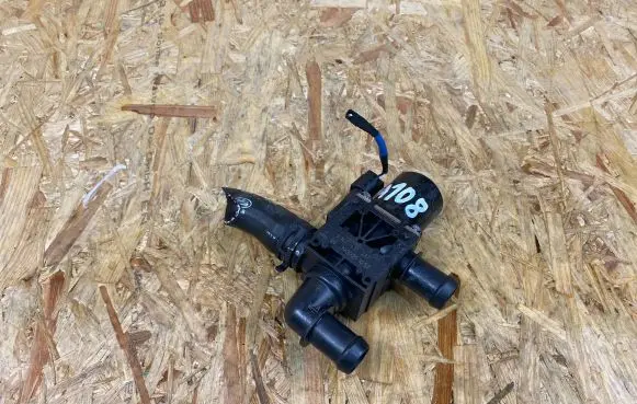 Jaguar I-Pace Coolant heater J9D318495AA
