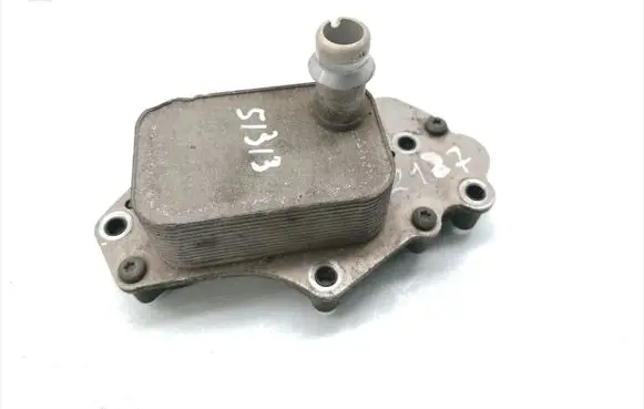 Engine oil radiator