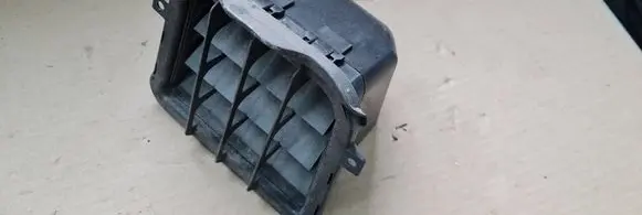 Audi A5 Sportback 8TA Quarter panel pressure vent 8K0819161C