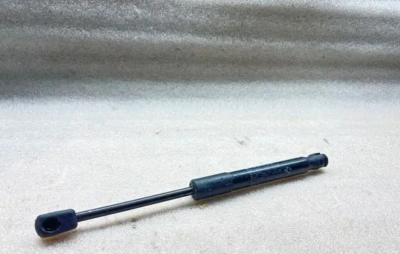 Front bonnet/hood damper/strut