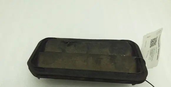 Chevrolet Captiva Quarter panel pressure vent 