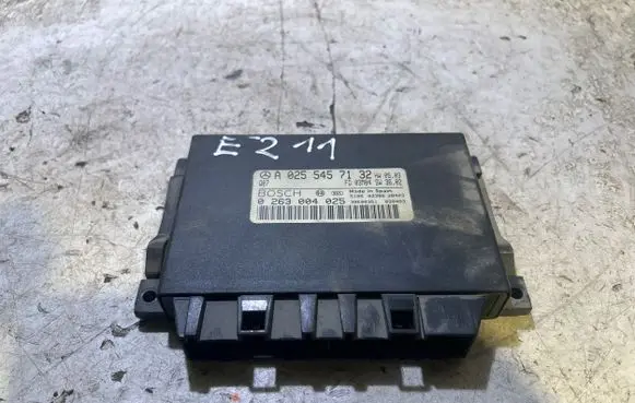 Mercedes-Benz E W211 Parking PDC control unit/module A0255457132 39E00351 0263004025