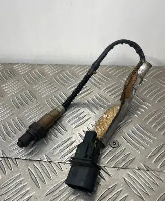 Audi A4 S4 B6 8E 8H Lambda probe sensor 06A906262BE 0258007092