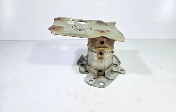 Toyota Auris E180 Rear bumper shock impact absorber/damper 5201505030