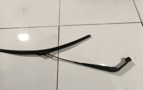 Honda Jazz Front wiper blade arm 