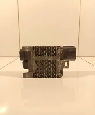Ford Mondeo MK IV Fan control module 940002904 000034685108