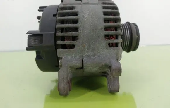 Audi A6 S6 C5 4B Generator/alternator 06F903023C