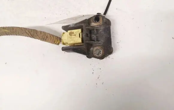 Subaru Legacy Airbag deployment crash/impact sensor 98231ag020