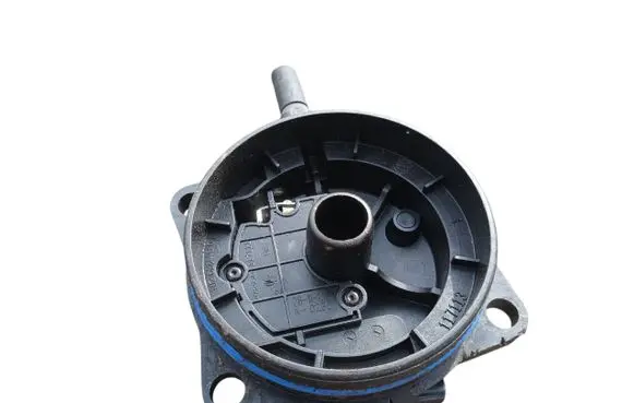 Ford Kuga II Fuel filter housing 9685414080 1040354S01