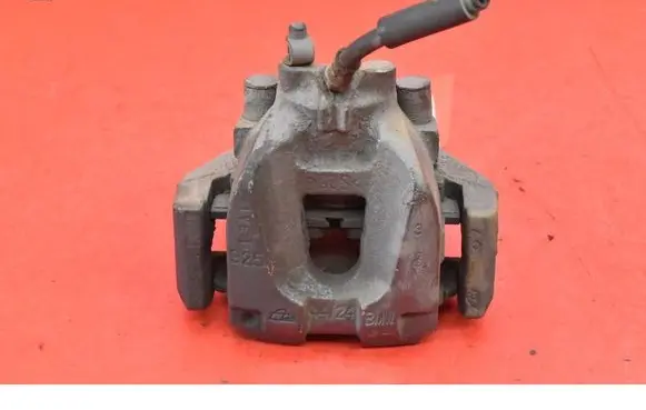 BMW 7 F01 F02 F03 F04 Rear brake caliper 