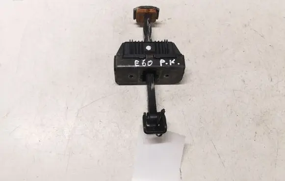 BMW 5 E60 E61 Front door check strap stopper
