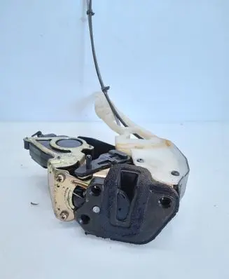 KIA Opirus Rear door lock