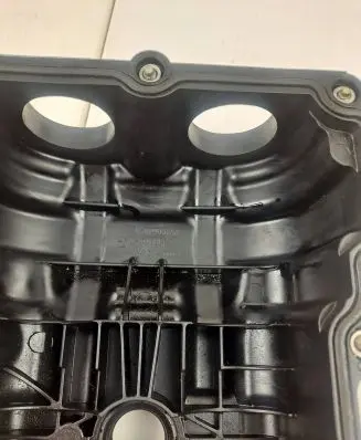 Dodge Durango Rocker cam cover 05184068AJ