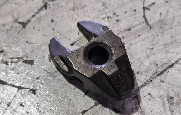 Ford Grand C-MAX Fuel Injector clamp holder 23832