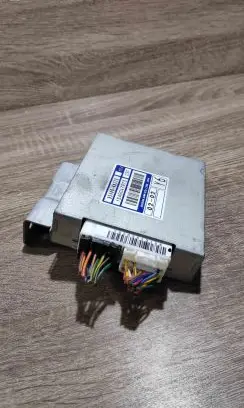 KIA Sorento Gearbox control unit/module 954404a713