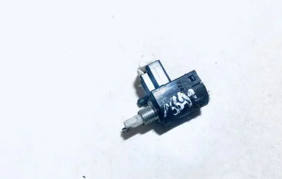 Brake pedal sensor switch