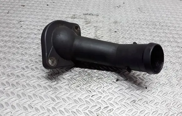 Volkswagen Golf IV Engine coolant pipe/hose 06A121121C