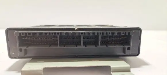 Mitsubishi Carisma Engine control unit/module E2T69394 MD357580