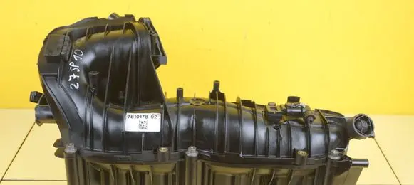 BMW 1 E81 E87 Intake manifold 7810178 N47D20C