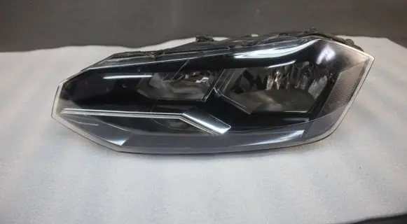 Volkswagen Polo VI Headlight/headlamp 2G1941005 90099316 X5V0VF201