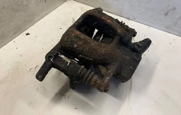 Peugeot 407 Front brake caliper
