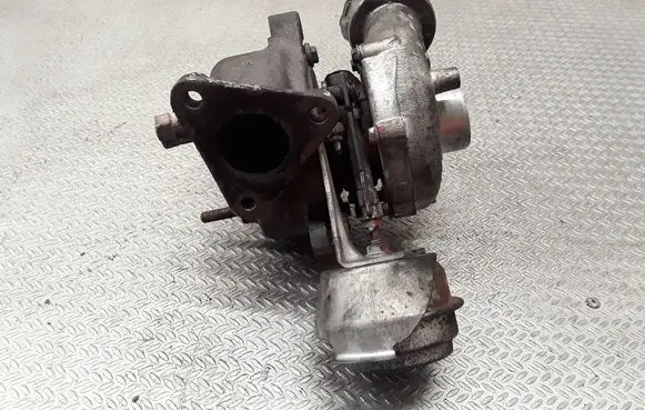 Audi A6 S6 C6 4F Turbo 03G145702K