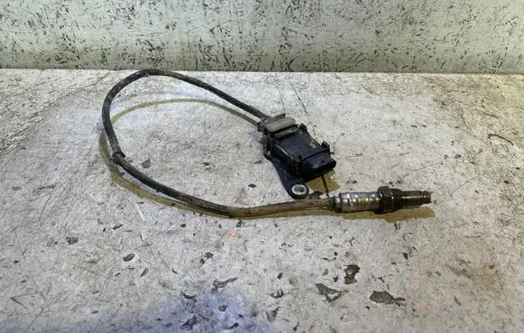 BMW X1 U11 Exhaust gas temperature sensor 7822478