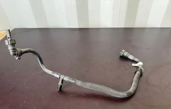 Dodge Durango III Air intake hose/pipe 68250914AB