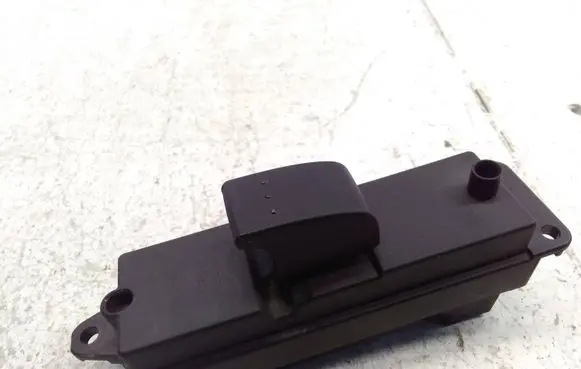 Mazda 3 I Electric window control switch BP4L66380 03123110