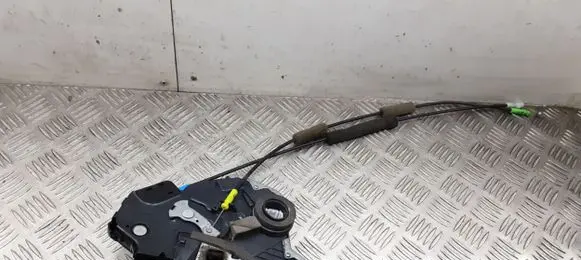Toyota RAV 4 (XA20) Front door lock A046693