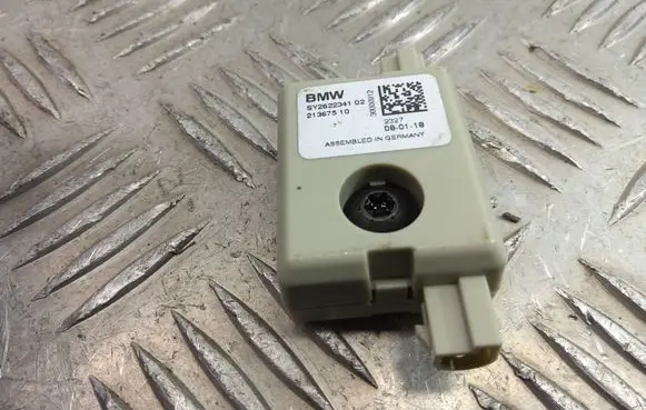BMW X2 F39 Aerial antenna amplifier 2622341