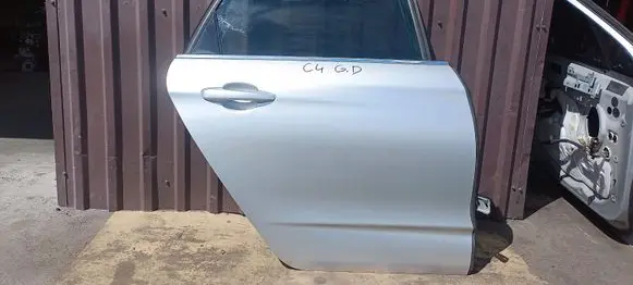 Citroen C4 II Rear door 