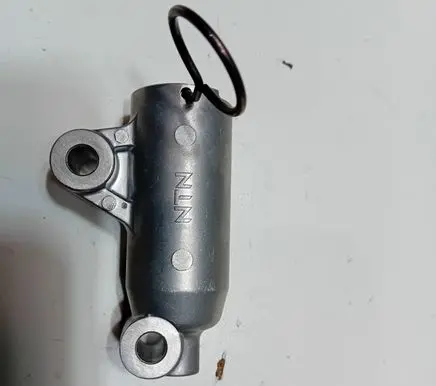 Mitsubishi L200 Timing belt/chain tensioner 1145A031