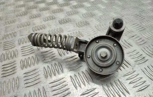 Opel Meriva B Alternator belt tensioner 