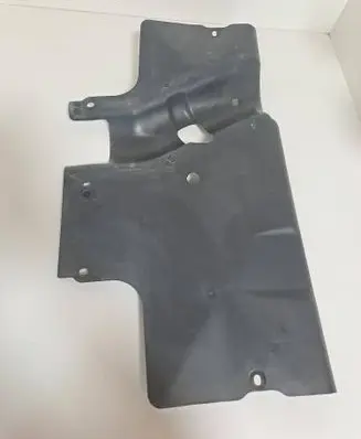 Mercedes-Benz GLA W156 X156 Center/middle under tray cover A2463520391 BBP2013