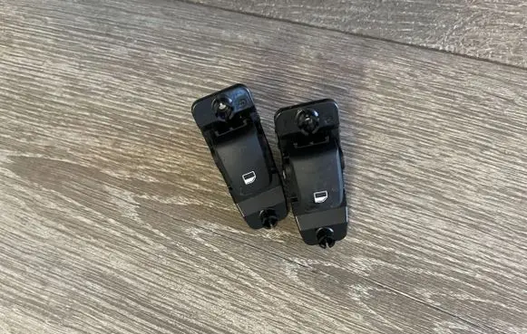 Hyundai Kona I Electric window control switch 3K552B1200