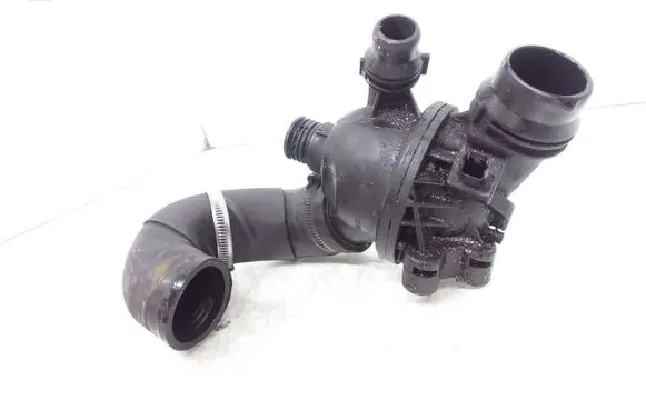 Thermostat/thermostat housing