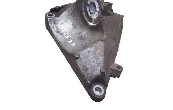 Audi A6 S6 C5 4B Gearbox mounting bracket 4B0399113K